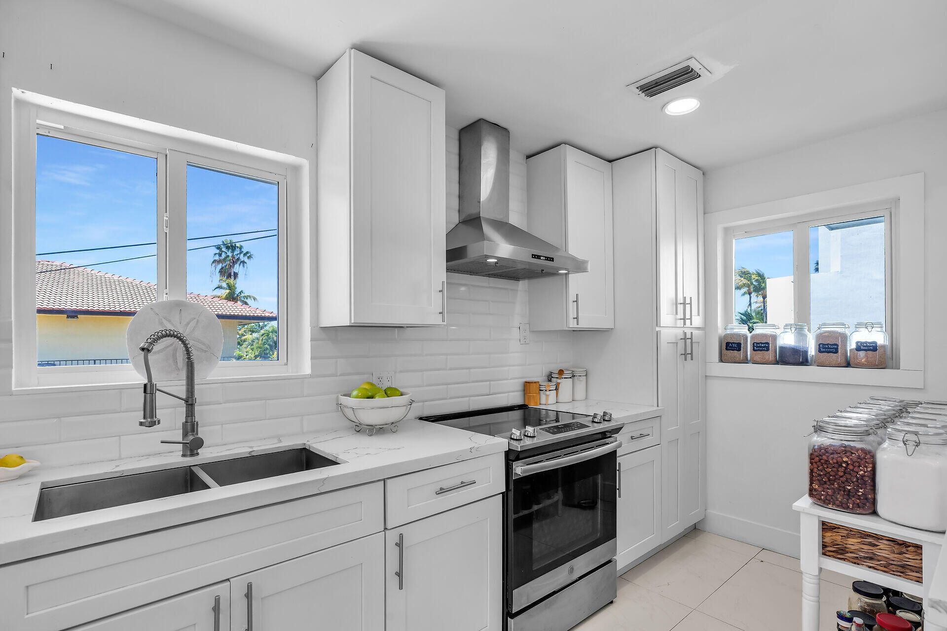 309 Jasmine Street, Duck Key, FL 33050 Photo