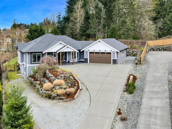 2548 Stubbs Rd, Mill Bay, BC V8H 1H6