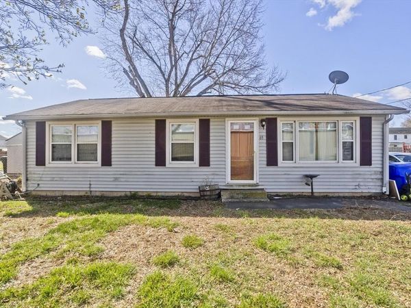 65 Hyde Ave, Springfield, MA 01107