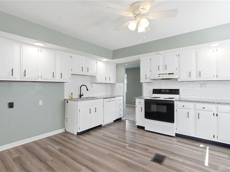 1146 Stewart Avenue, Xenia Township, OH 45385 Photo 9