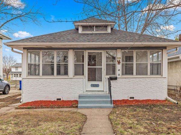 1131 Minnehaha Avenue W, Saint Paul, MN 55104