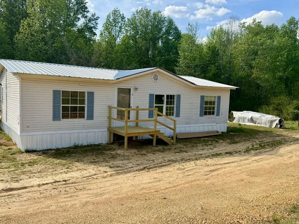 275 Colburn Rd, Spruce Pine, AL 35585