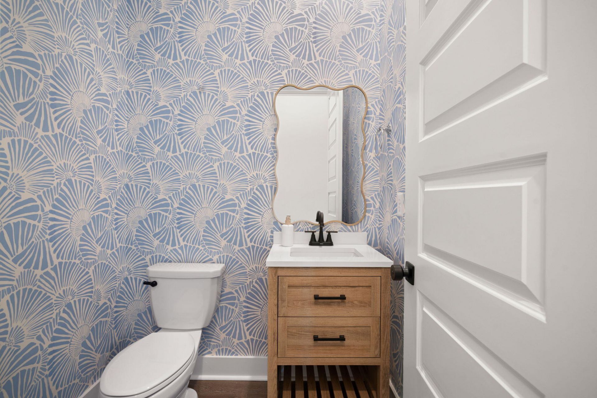 808 Forrest Drive Photo 14