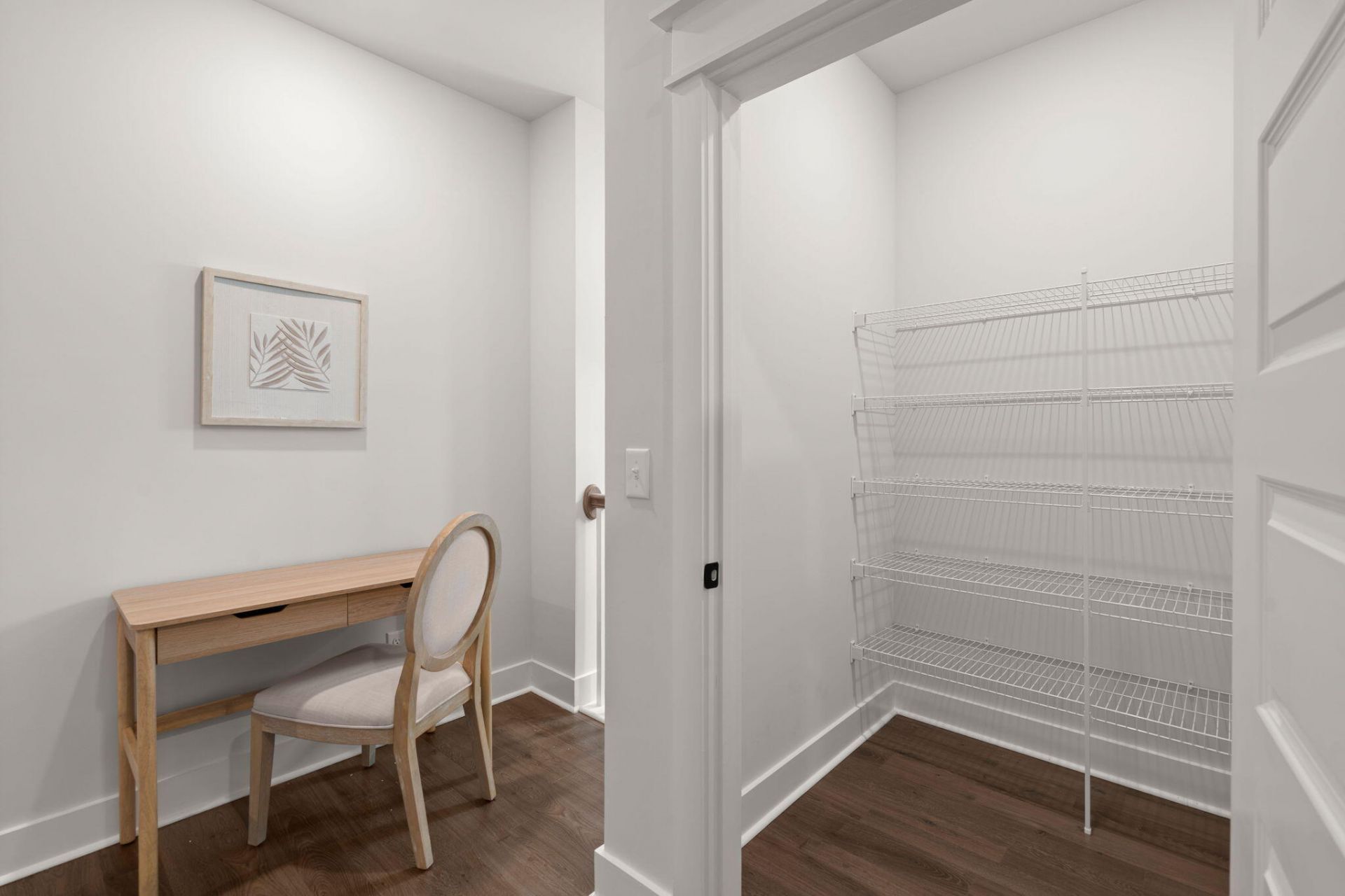 808 Forrest Drive Photo 33