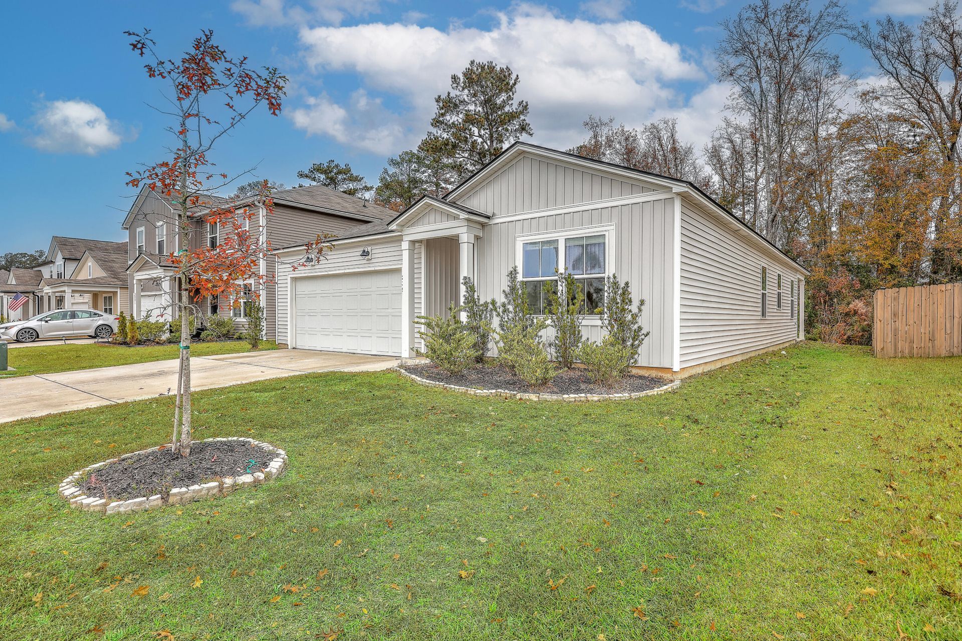 239 W Bradford Pointe Drive Photo 21