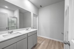 239 W Bradford Pointe Drive photo 4