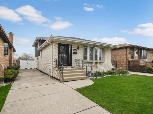 6145 S Knox Avenue, Chicago, IL 60629