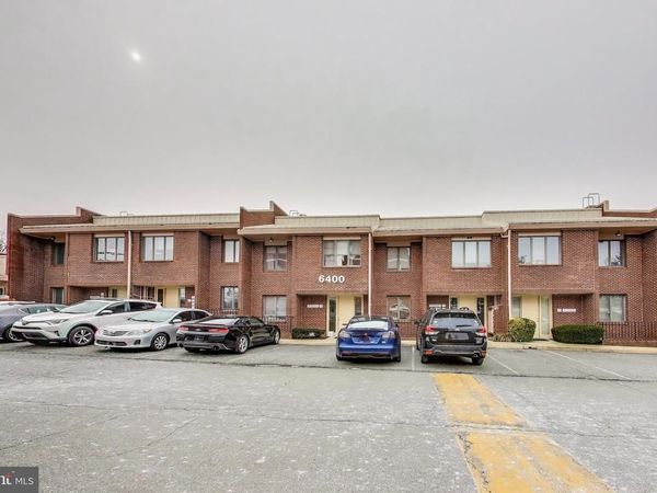 6400 P SEVEN CORNERS PLACE, Unit 1P, FALLS CHURCH, VA 22044
