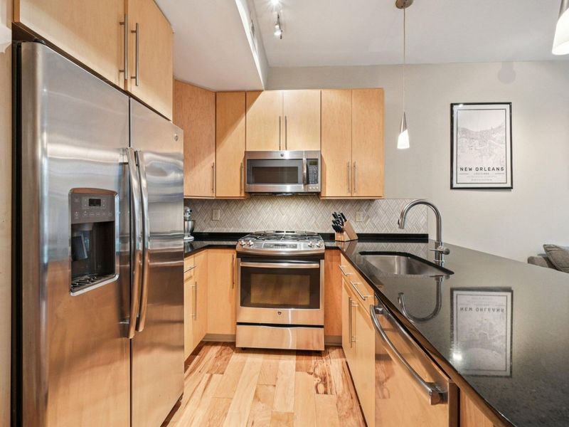 282 E Gay Street, Unit G34, Columbus, OH 43215 Photo 13