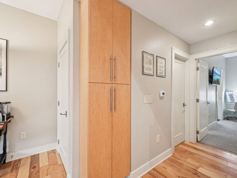 282 E Gay Street, Unit G34, Columbus, OH 43215 Photo 17