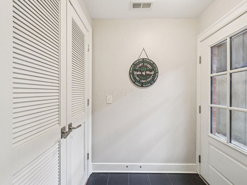 282 E Gay Street, Unit G34, Columbus, OH 43215 Photo 27