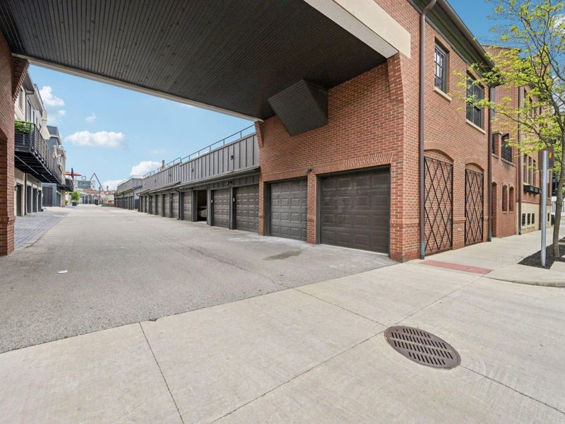 282 E Gay Street, Unit G34, Columbus, OH 43215 Photo 35