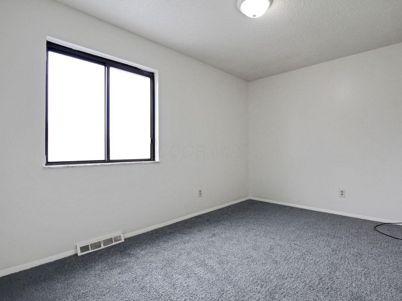 5936 Glennon Drive, Galloway, OH 43119 Photo 16