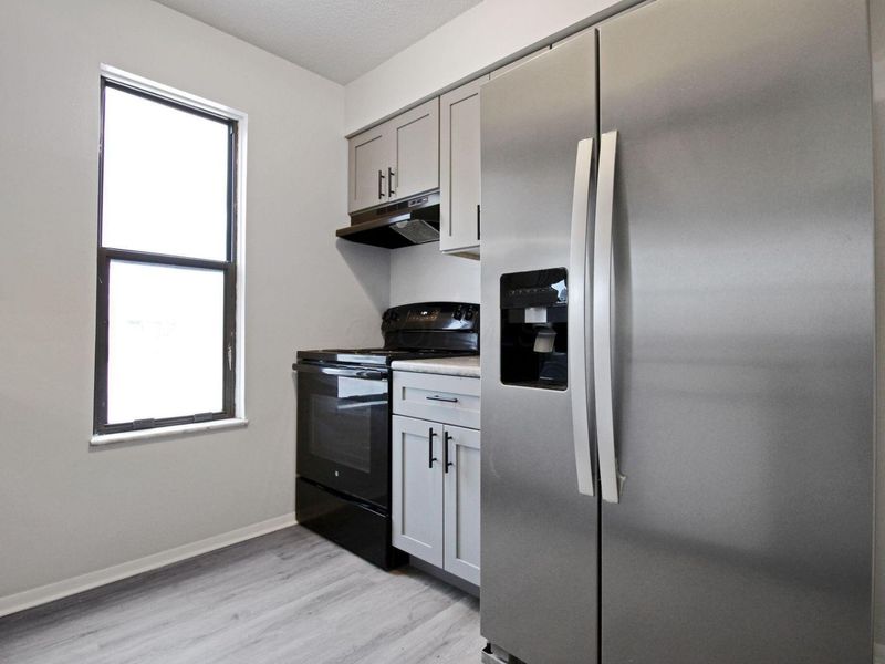 5936 Glennon Drive, Galloway, OH 43119 Photo 7