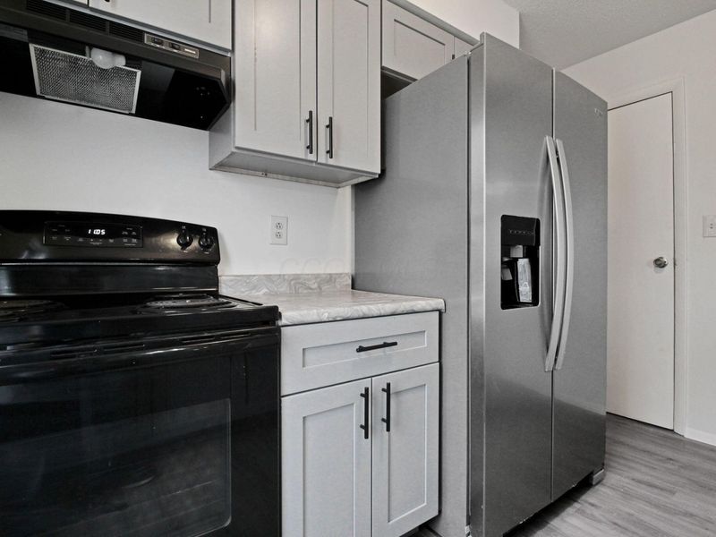 5936 Glennon Drive, Galloway, OH 43119 Photo 9