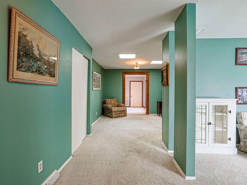 885 W Michaels Road, Tipp City, OH 45371 Photo 10