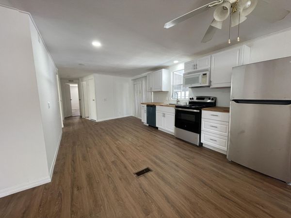 7518 SE Swan Avenue, Hobe Sound, FL 33455