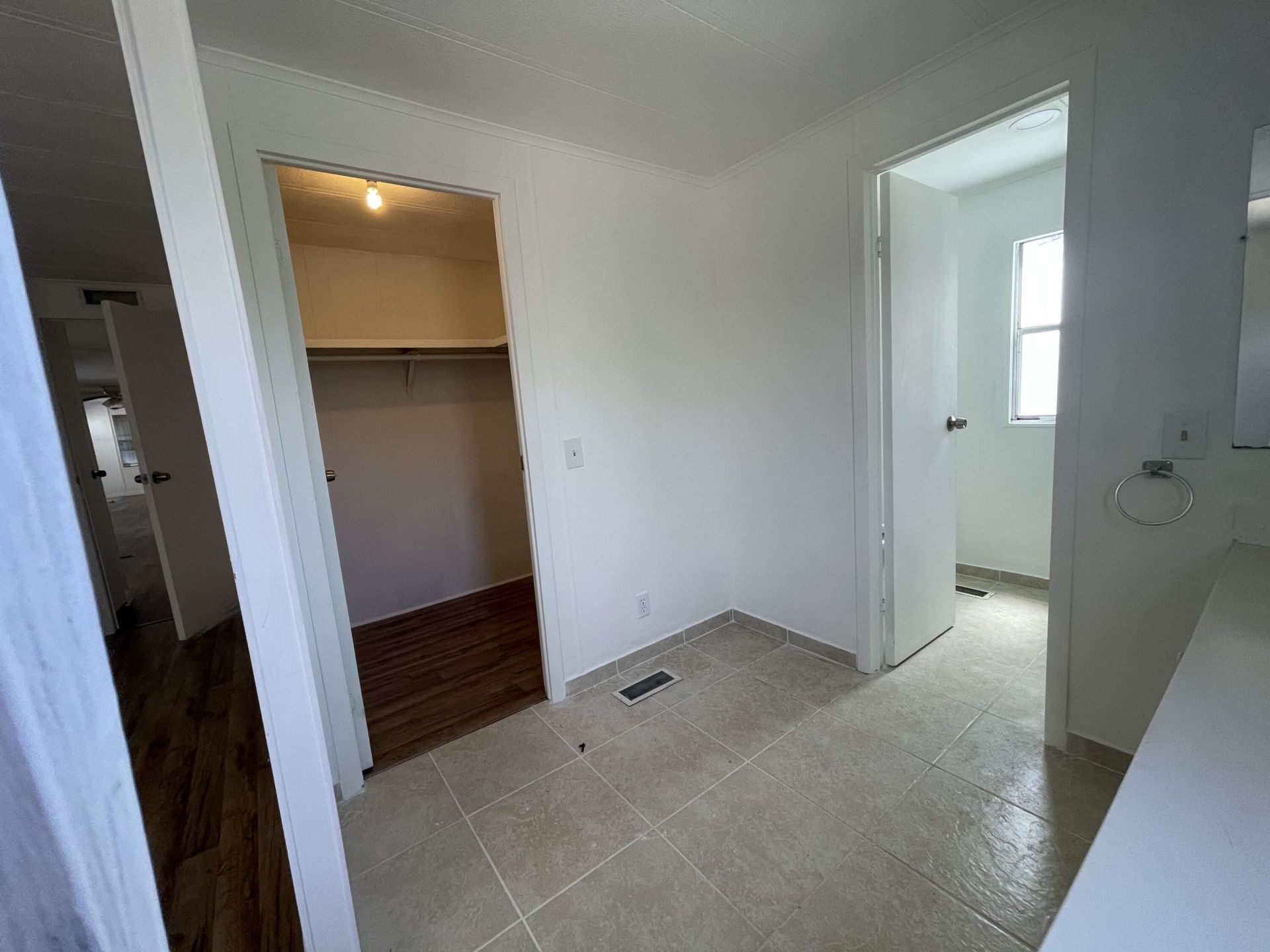 7518 SE Swan Avenue, Hobe Sound, FL 33455 Photo