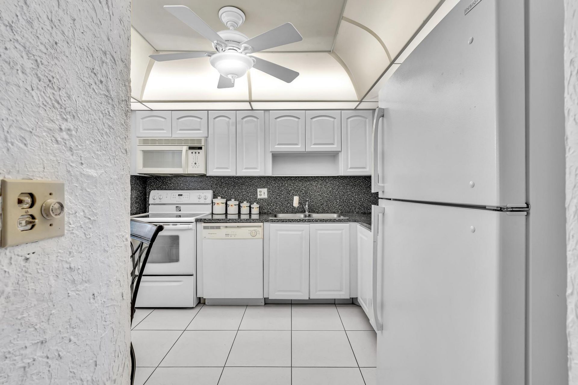 6670 Royal Palm Boulevard, Unit 110, Margate, FL 33063 Photo