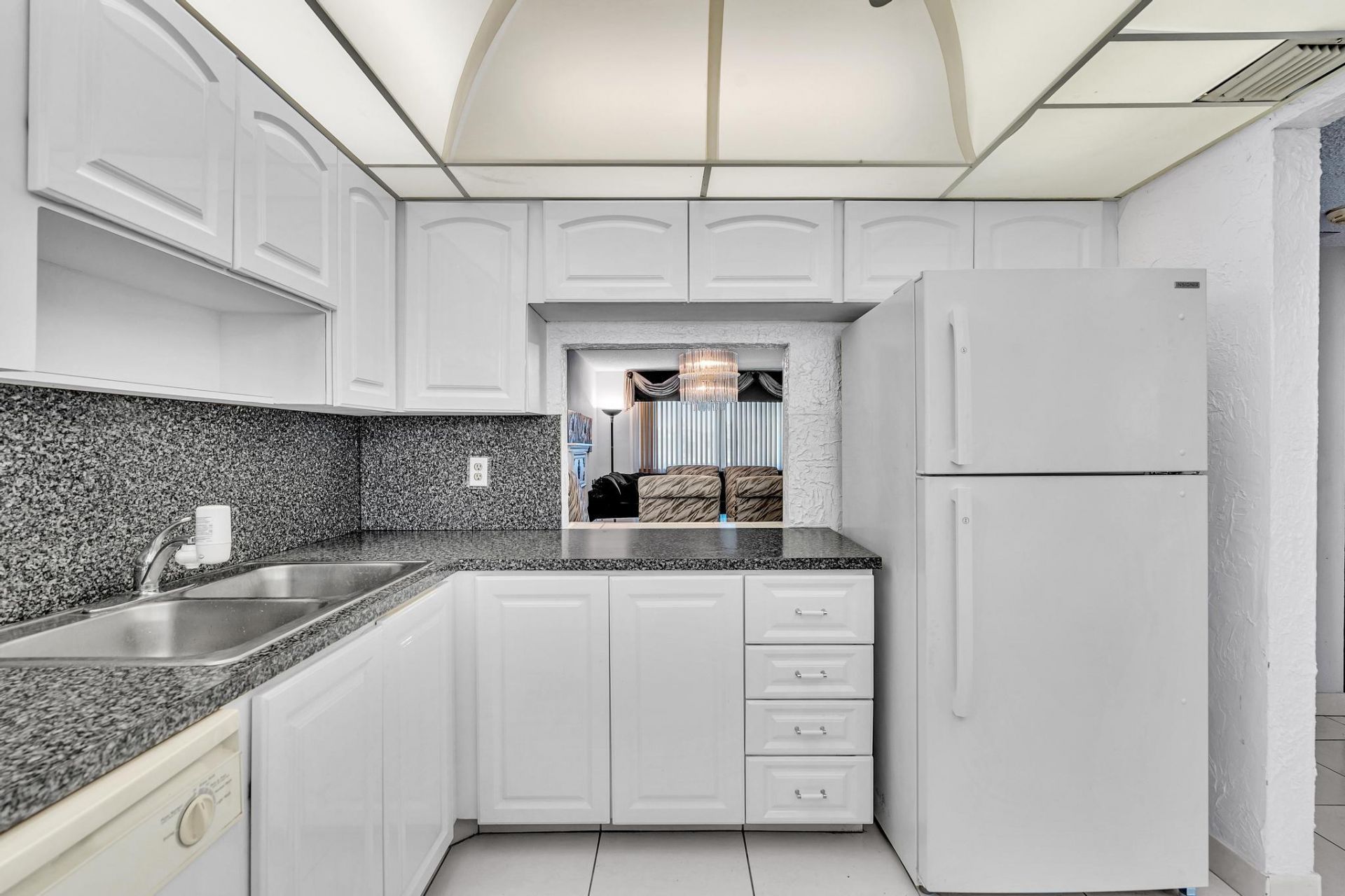 6670 Royal Palm Boulevard, Unit 110, Margate, FL 33063 Photo