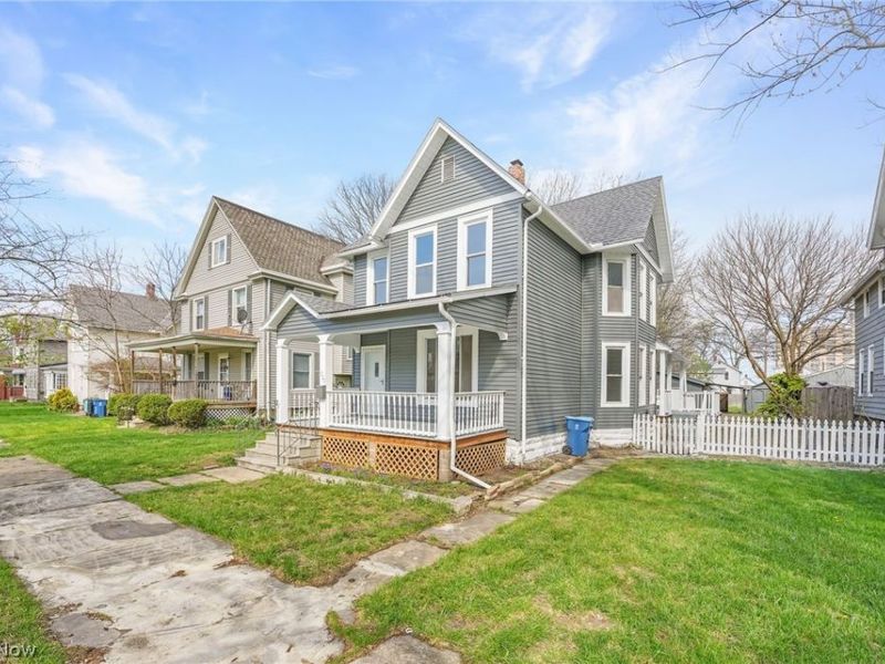 322 W 9th Street, Lorain, OH 44052 Photo 2