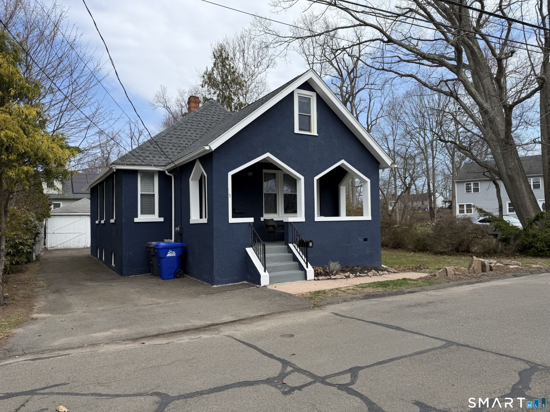 5 Westwood, Branford, CT 06405 Main Photo