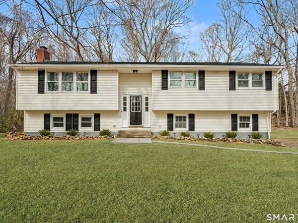 12 Rustic, Madison, CT 06443