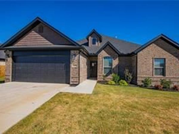 1000 Kimball Lane , Pea Ridge, AR 72751