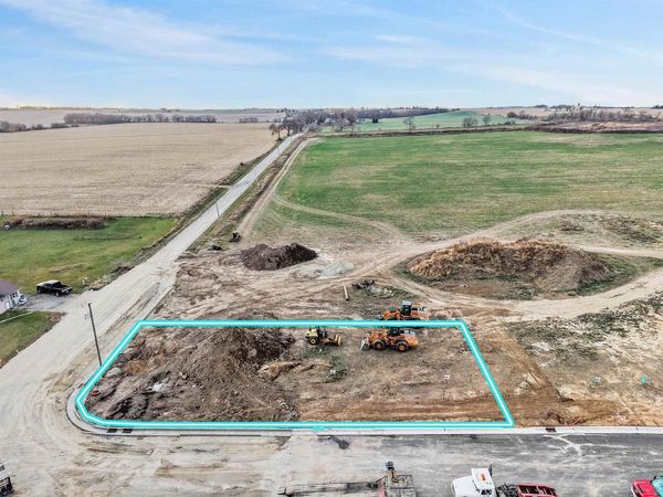 808 Porter Road, Evansville, WI 53536