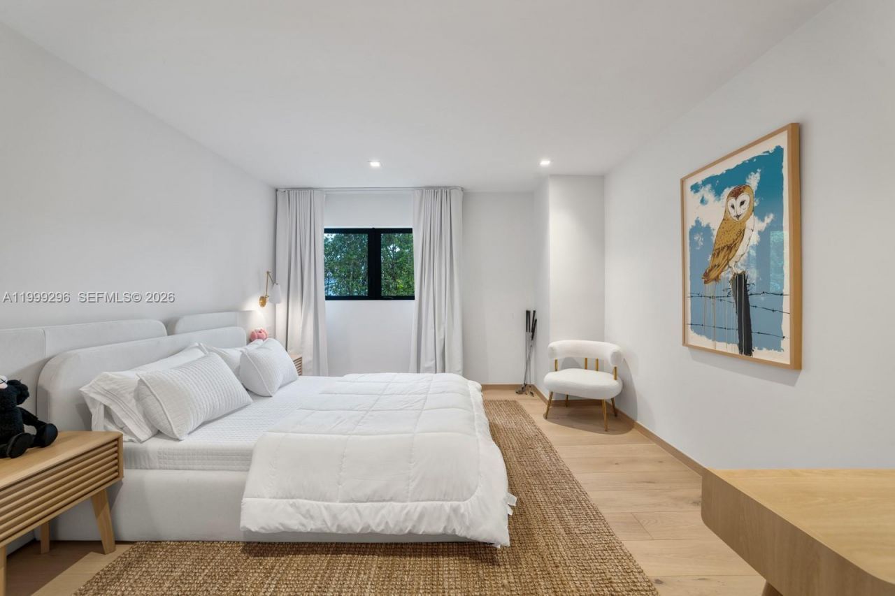 70 Samana Dr, Miami, FL 33133 Photo