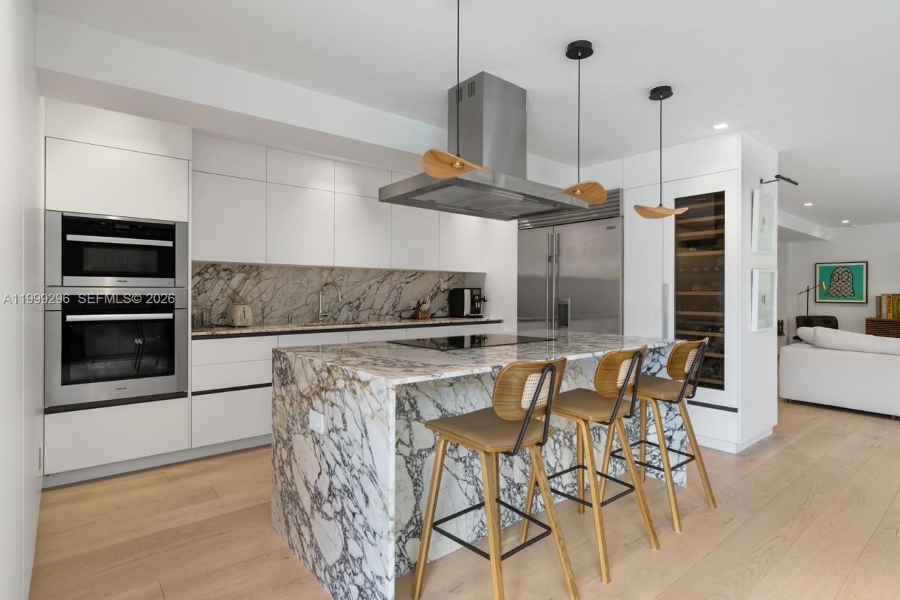 70 Samana Dr, Miami, FL 33133 Photo