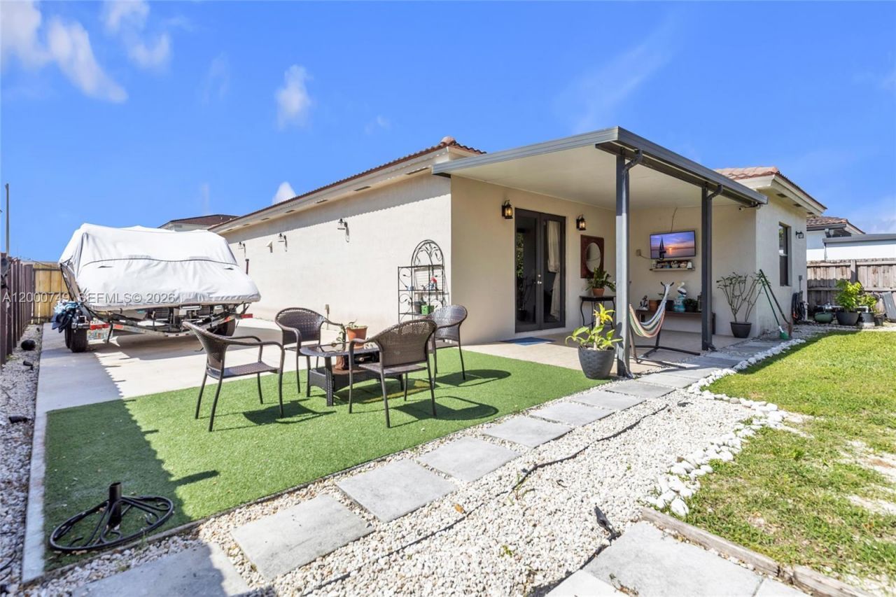 13501 SW 272nd Ter, Homestead, FL 33032 Photo
