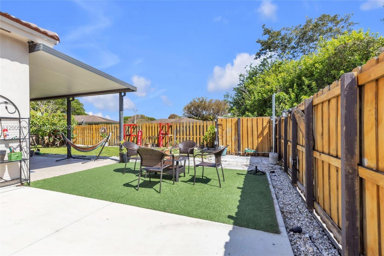 13501 SW 272nd Ter, Homestead, FL 33032 Photo