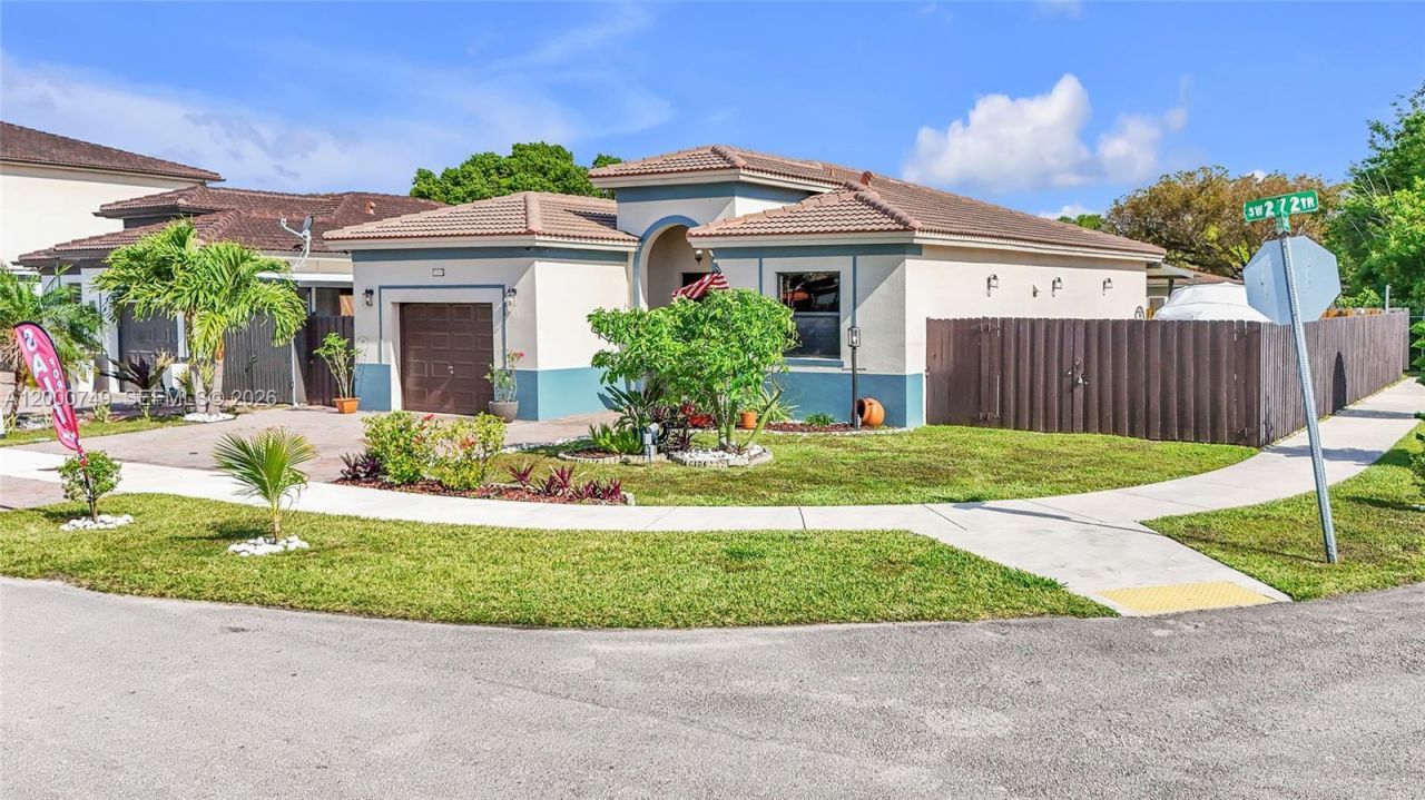 13501 SW 272nd Ter, Homestead, FL 33032 Photo