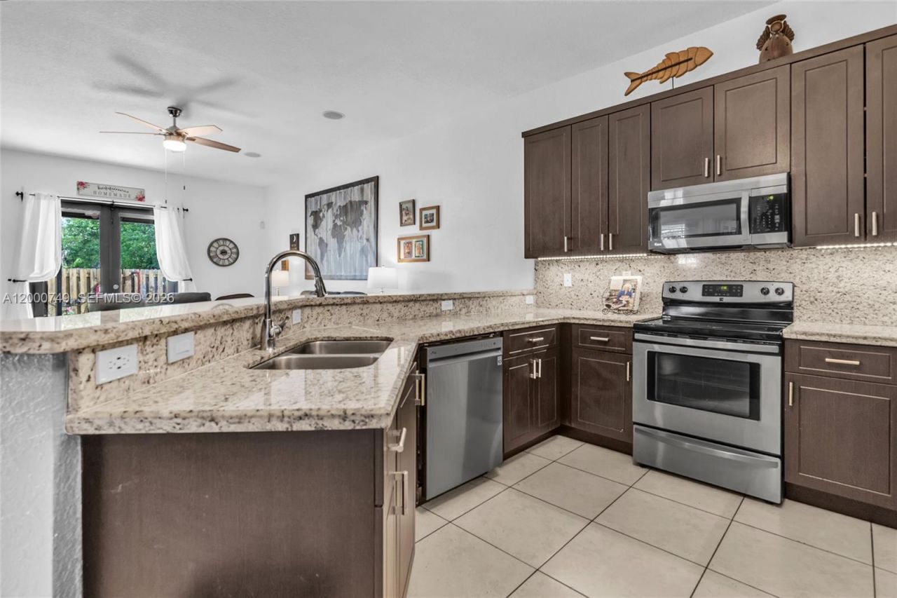 13501 SW 272nd Ter, Homestead, FL 33032 Photo