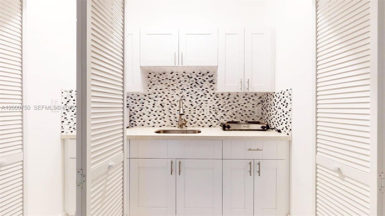 16247 SW 92nd Ter, Unit B, Miami, FL 33196 Photo