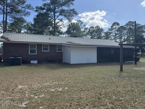 204 Lane Street, Maxton, NC 28364