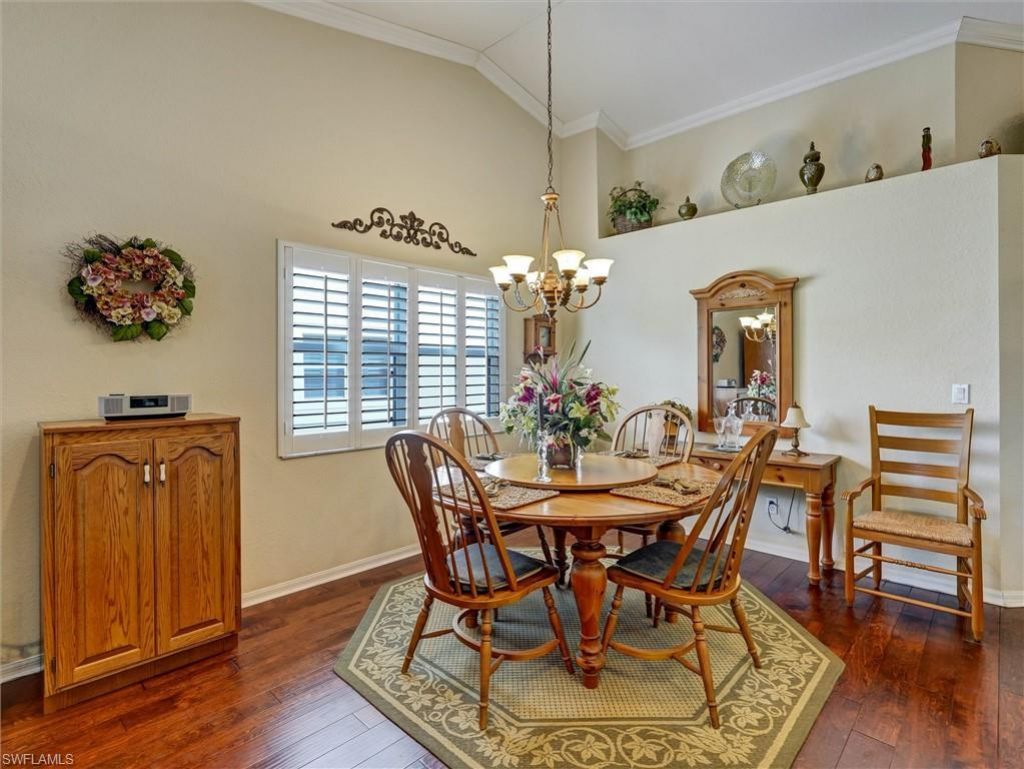 895 Eastham Way, Unit M202, Naples, FL 34104 Photo