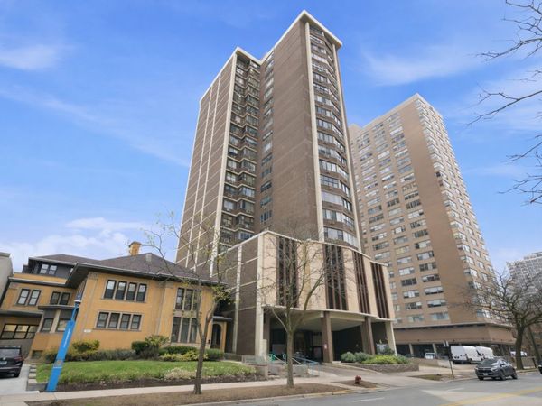 6325 N Sheridan Road , Unit 1808, Chicago, IL 60660