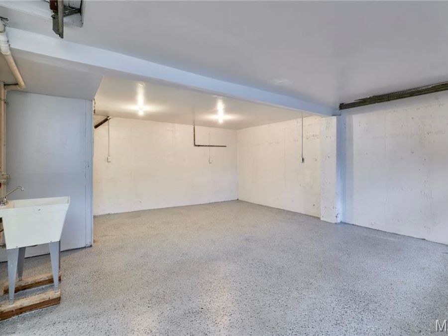 Property Image 75