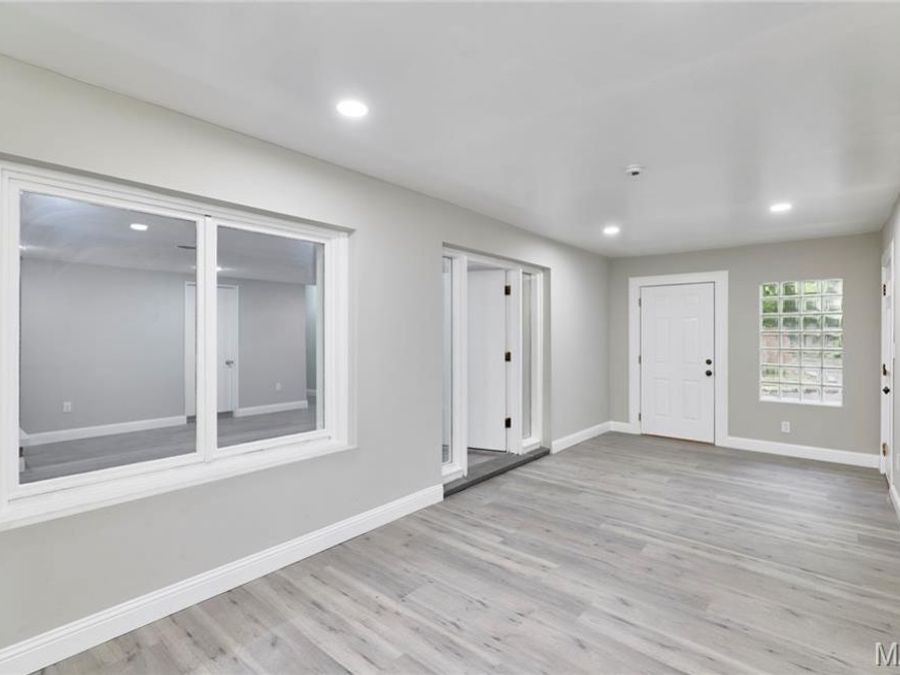 Property Image 82