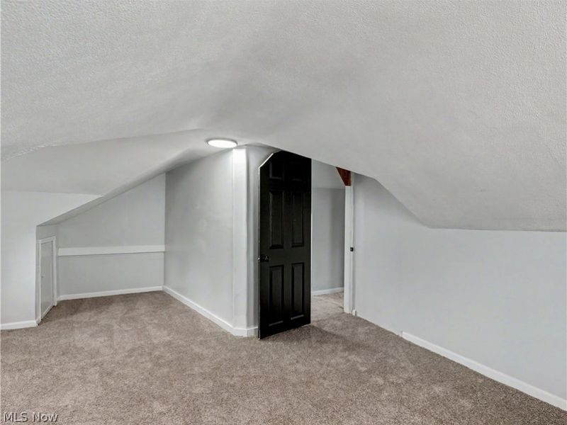 19392 Renwood Avenue, Euclid, OH 44119 Photo 18