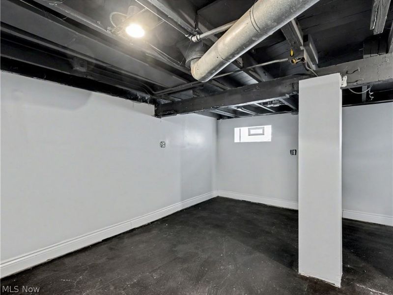 19392 Renwood Avenue, Euclid, OH 44119 Photo 23