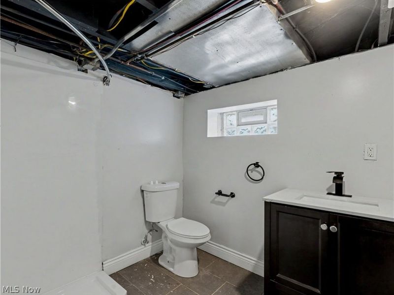 19392 Renwood Avenue, Euclid, OH 44119 Photo 24