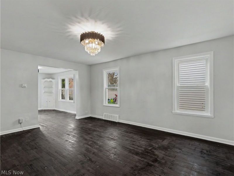 19392 Renwood Avenue, Euclid, OH 44119 Photo 9