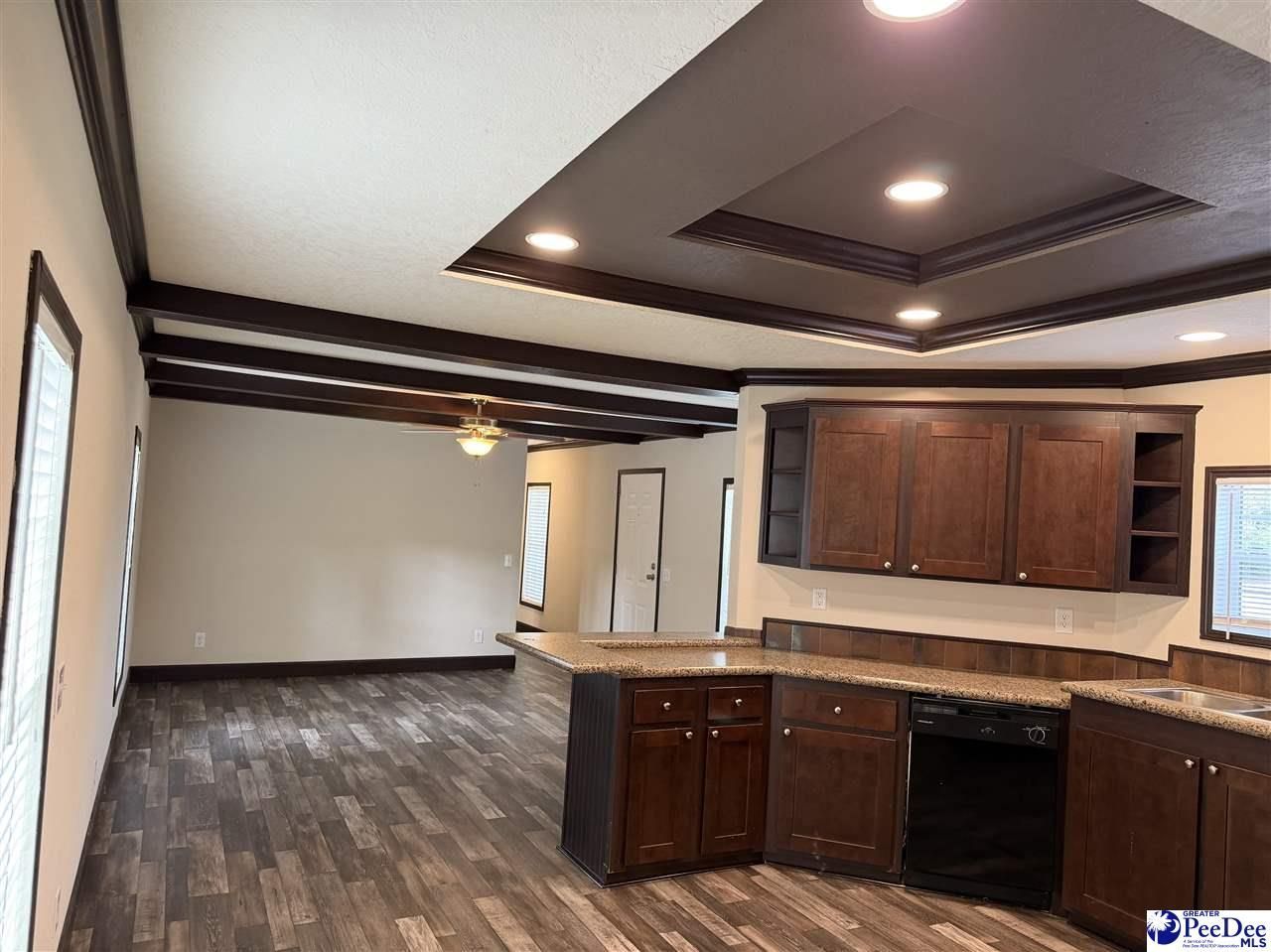 1004 N Center Road Photo 12