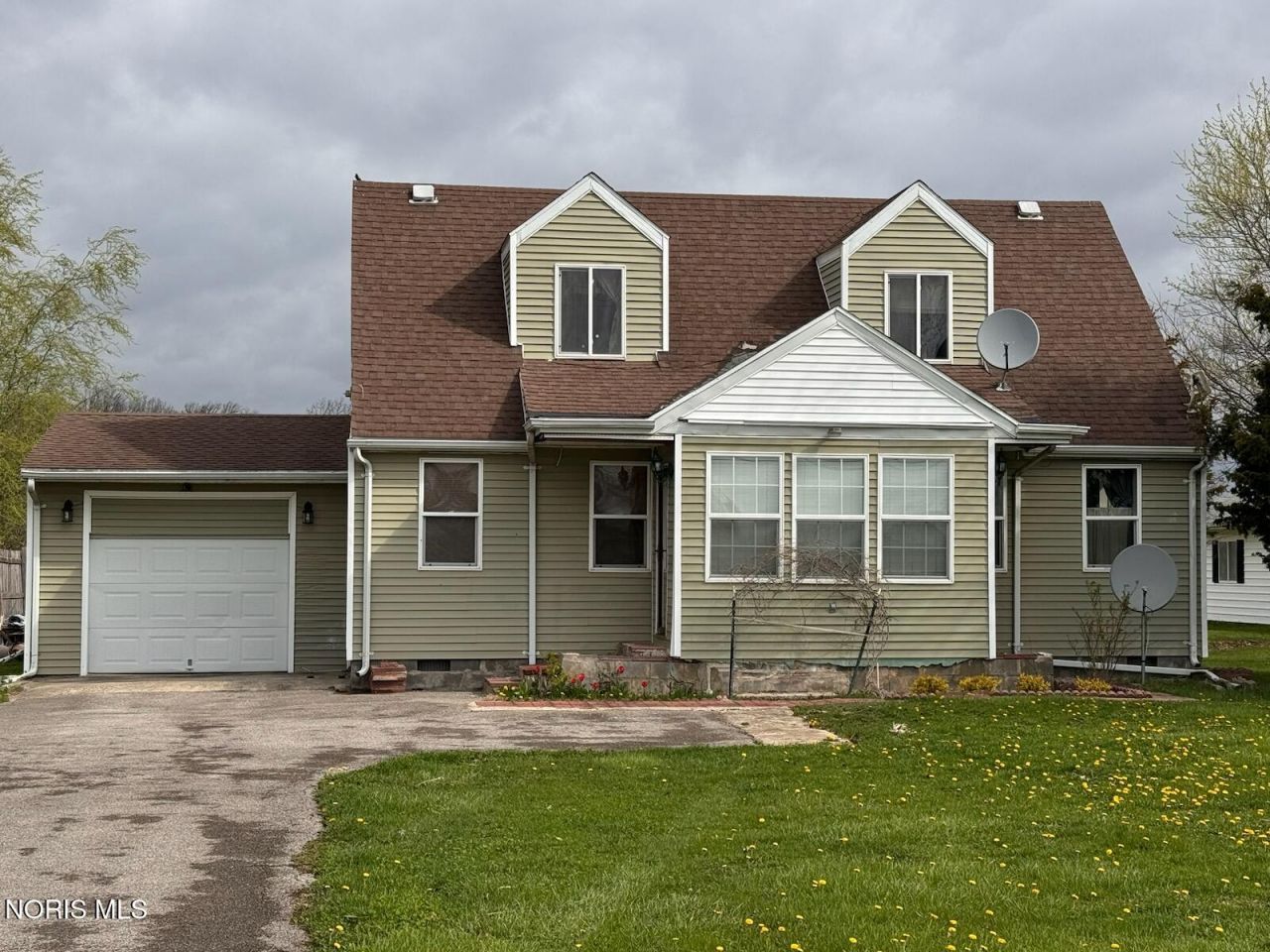 12107 Williams County C, Bryan, OH 43506 Main Photo