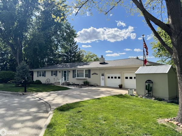 1 Jeanne Circle, Red Oak, IA 51566