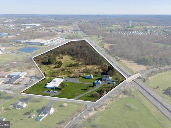 1745 WENTZ ROAD , QUAKERTOWN, PA 18951