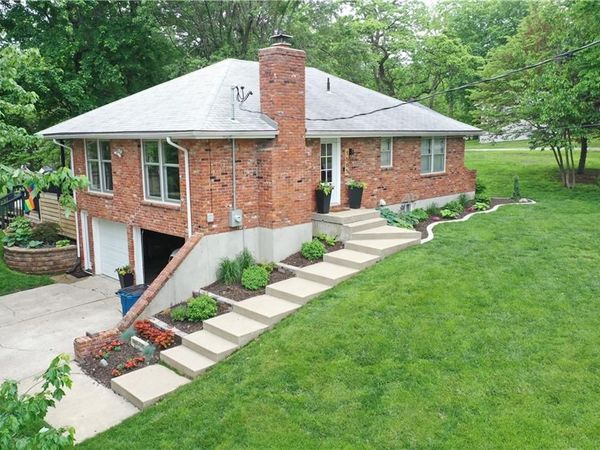 1505 NE 70th Terrace, Kansas City, MO 64118